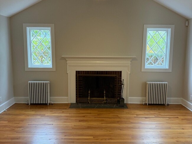 Building Photo - 257 Noroton Ave