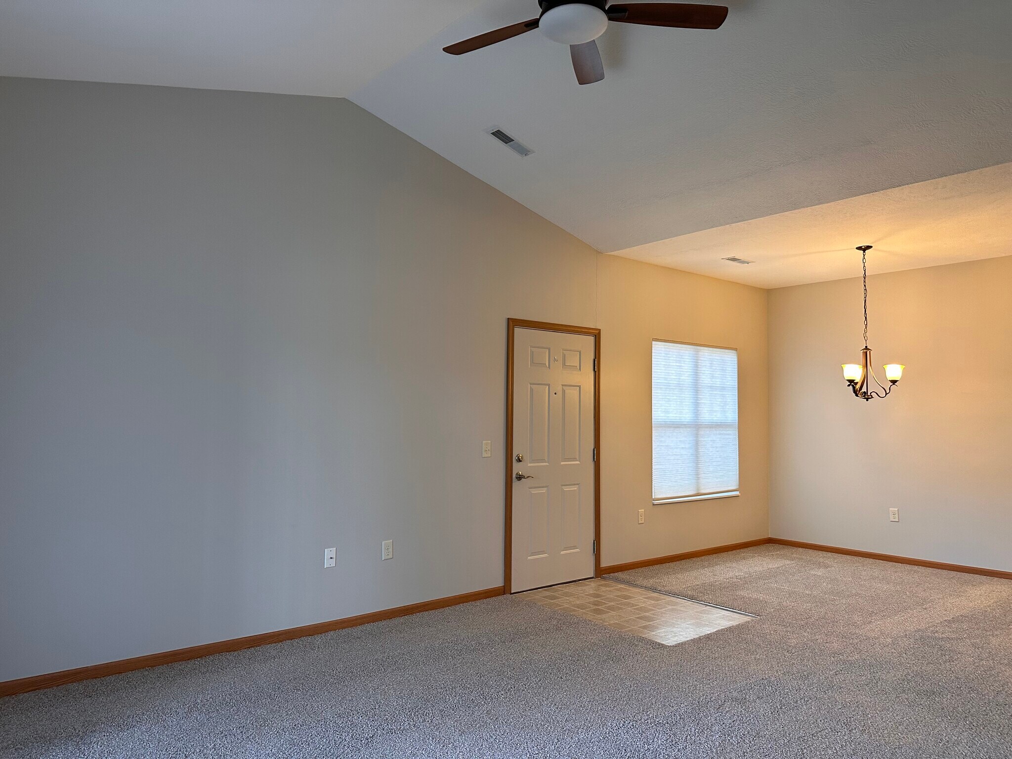 Building Photo - 1065 Reimer Rd