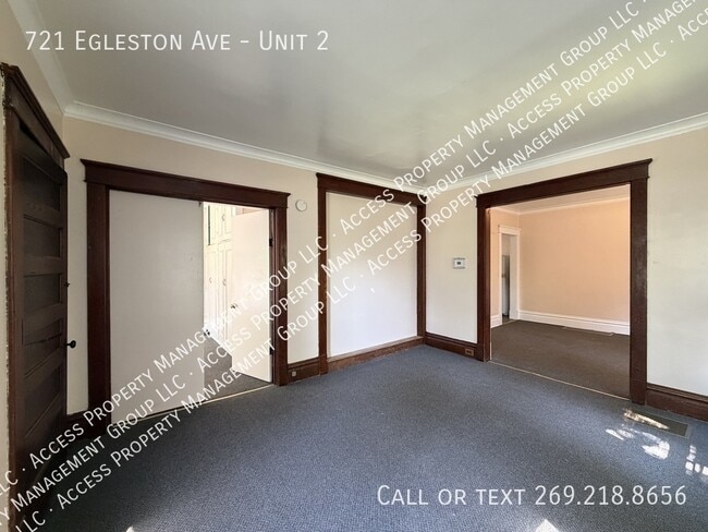 Building Photo - 721 Egleston Ave