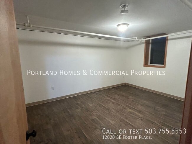 Building Photo - 2-Bedroom Basement ADU in Beautiful Forest...