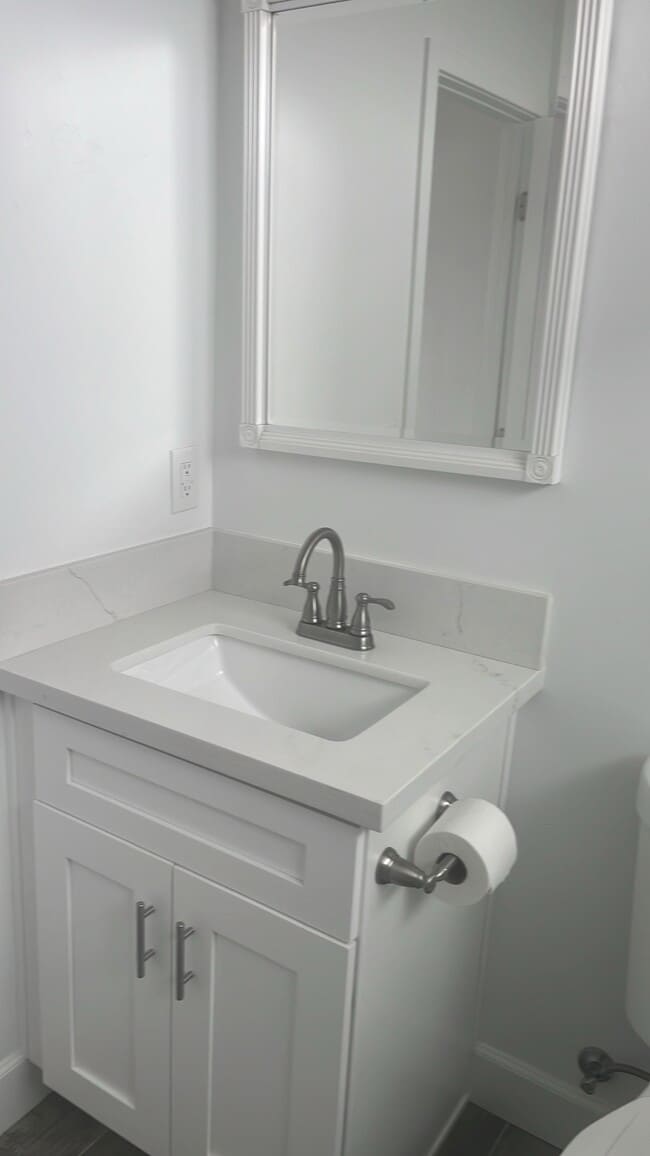 Building Photo - 1807 Donax Ave