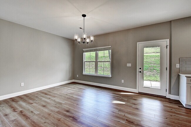 Building Photo - 524 Catalina Ct