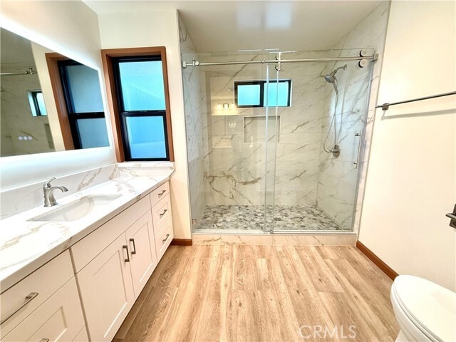 Building Photo - 880 N Gainsborough Dr