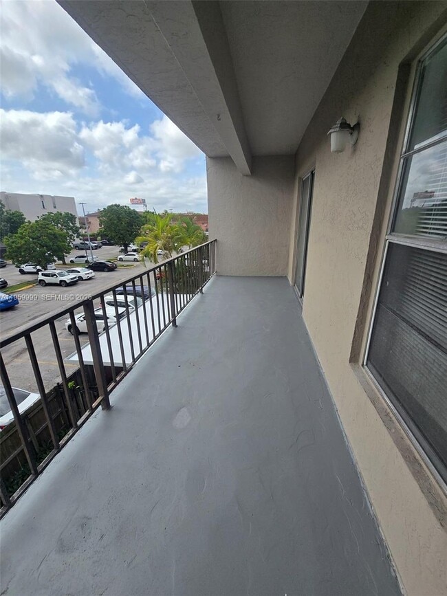 Building Photo - 5755 W 20th Ave