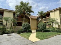 Building Photo - 13135 Chadwick Ct