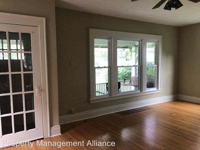 Building Photo - 3 br, 1 bath House - 306 Melrose Ave.