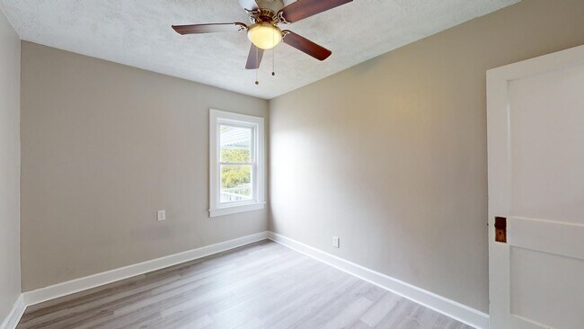 Building Photo - 7401 Jameson Rd