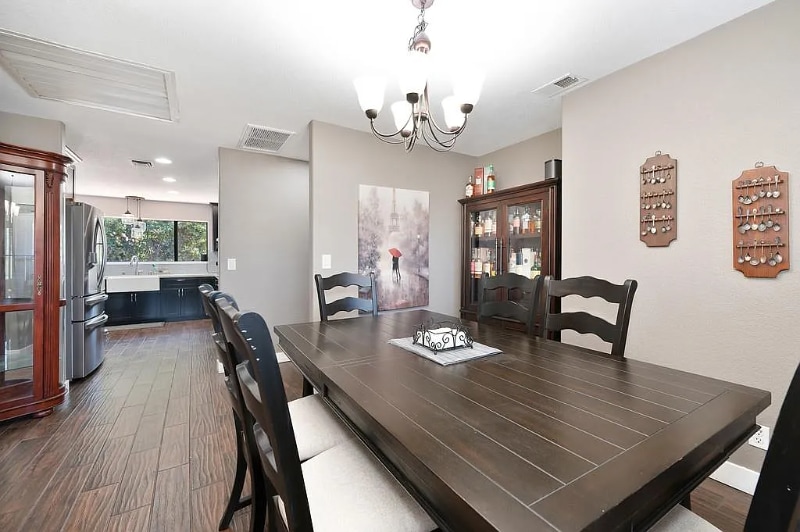 Building Photo - 9487 Dalton Way