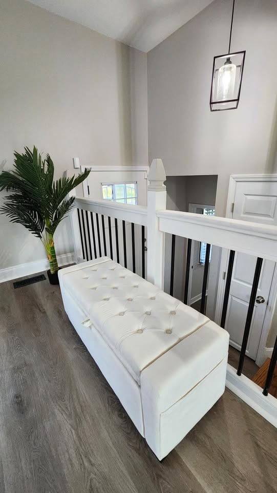 Building Photo - Room in House on Bilmark Ave