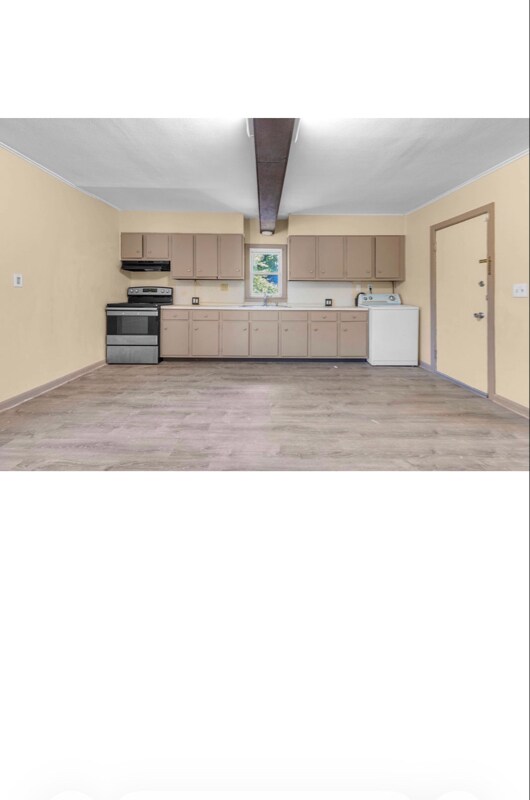 Building Photo - 14 St Lawrence St