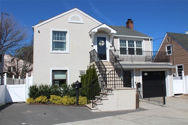 Building Photo - 3157 Waterbury Ave
