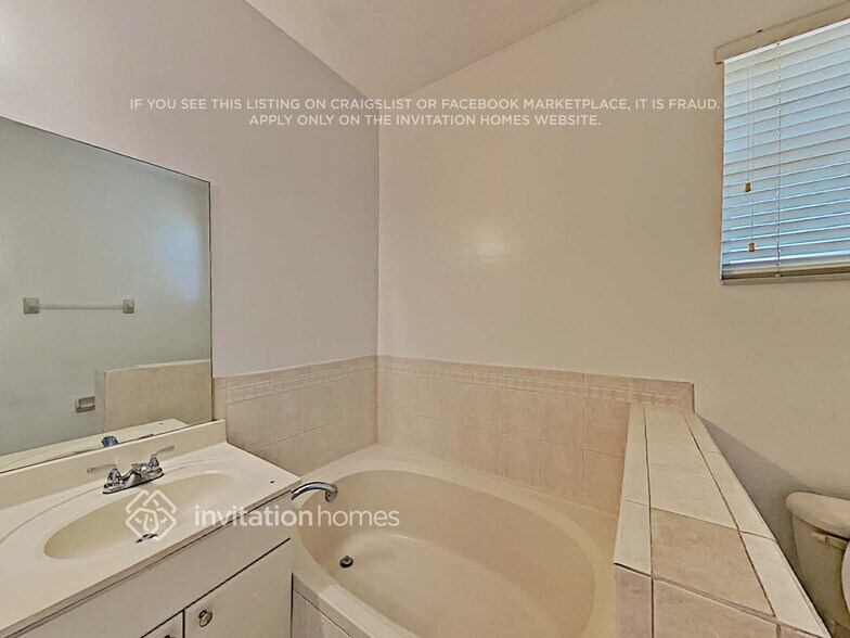 Building Photo - 12710 SW 53rd St