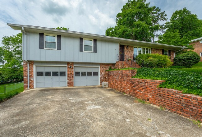 Building Photo - Beautiful East Brainerd Homes