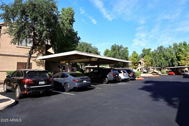 Building Photo - 15050 N Thompson Peak Pkwy