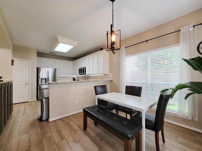 Building Photo - 17615 Forest Haven Trail