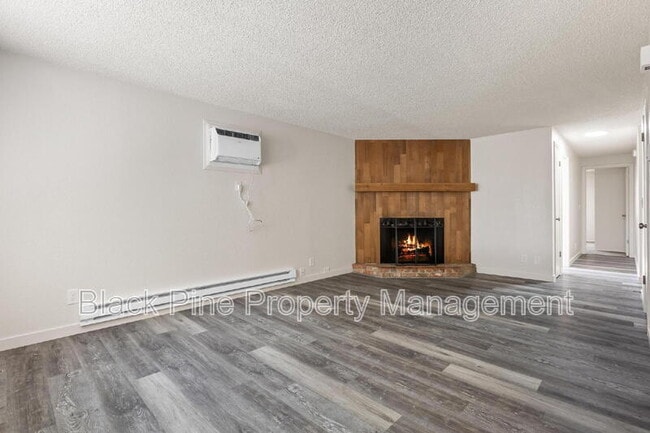 Building Photo - 10507 W Irving Ct