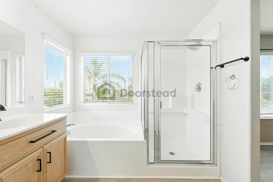 Building Photo - 17181 Bronco Ln