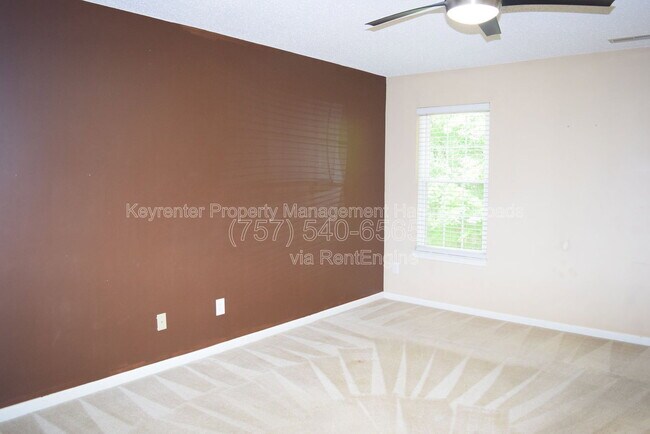Building Photo - 3809 Peppercorn Way