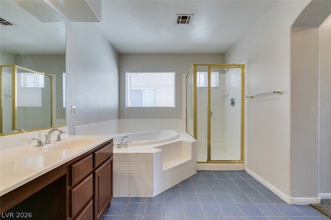 Building Photo - 3714 Bombastic Ct