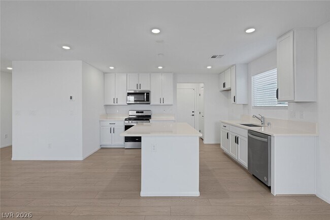 Building Photo - 9514 Wayfarer Seek Ct