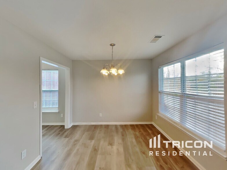 Building Photo - 7241 Explorer Trail