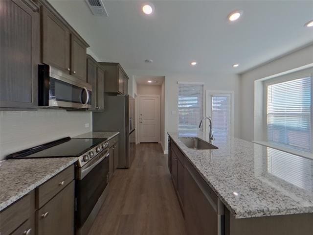 Building Photo - 2528 Waddill Rivers Wy