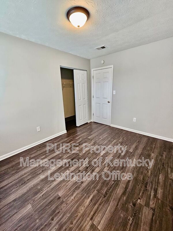 Building Photo - 114 Birch Dr