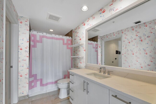 Building Photo - 550 Okeechobee Blvd