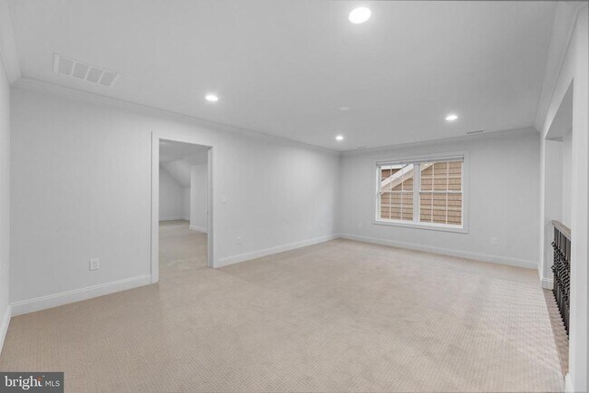 Building Photo - 105 Samjan Cir