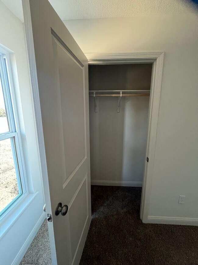 Building Photo - Newly Constructed Duplex