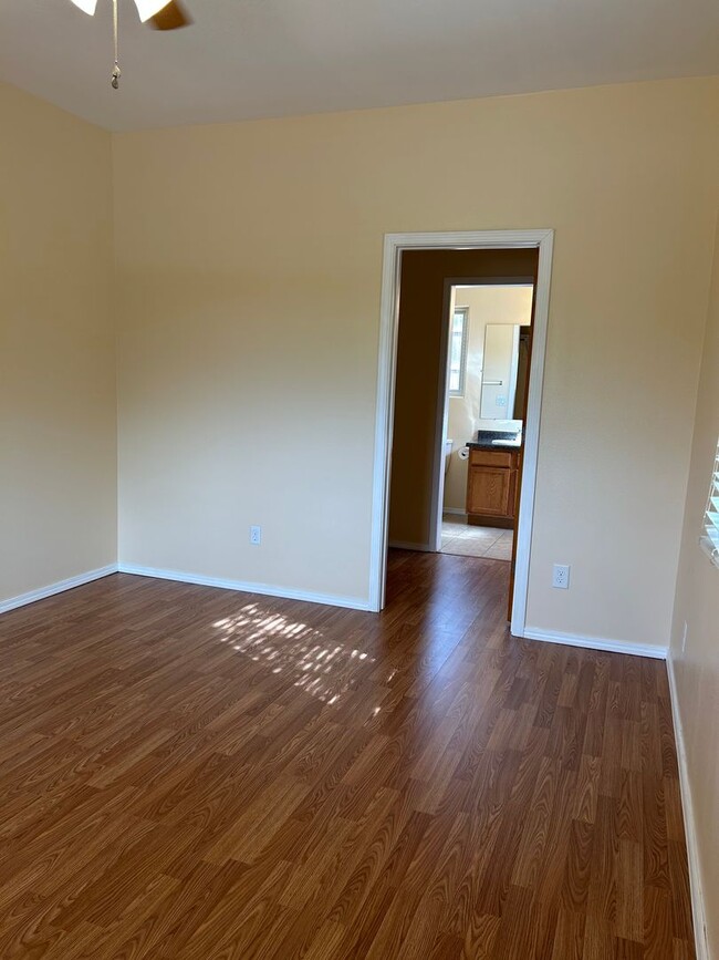 Building Photo - 7603 Mesa Del Oro Ln