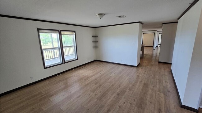 Building Photo - 148 Sunview Dr