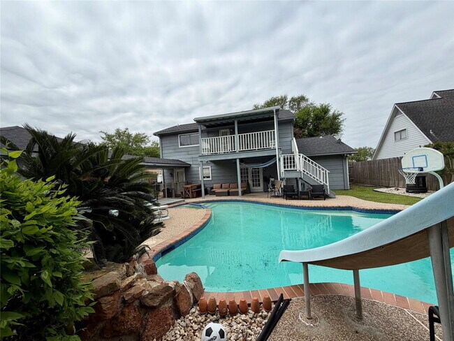 Building Photo - Chasehill Drive, Missouri City, TX 77489 - 4 BR 2.5 BA single-family home