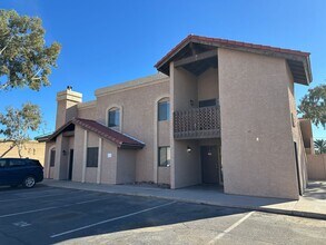 Building Photo - Lindsey and McKellips: 2bed, 1 bath unit, second floor