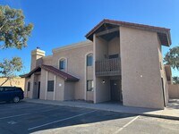 Building Photo - Lindsey and McKellips: 2bed, 1 bath unit, second floor