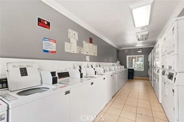 Building Photo - 18350 Hatteras St