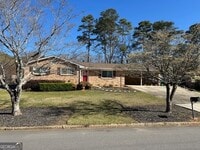 Building Photo - 4190 Smithfield Dr