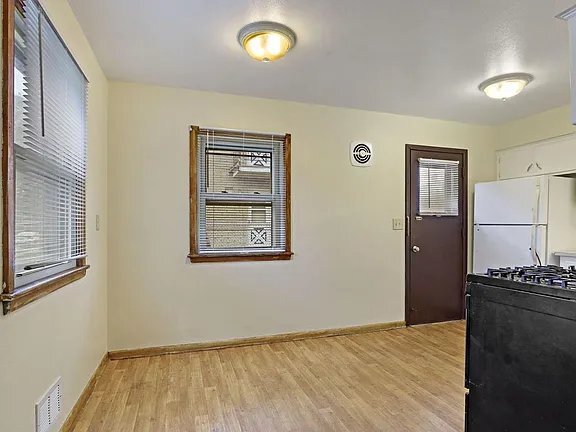 Building Photo - 6823 W Wedgewood Dr