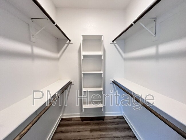 Building Photo - 1452 Sligo St