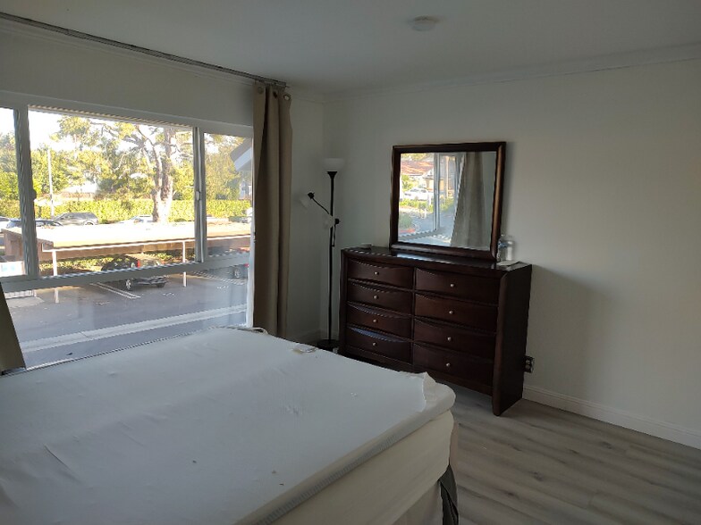 Building Photo - 25885 Trabuco Rd