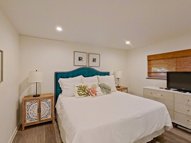 Building Photo - Furnished Ocean-View Townhome for Long-Term Lease – Dana Point