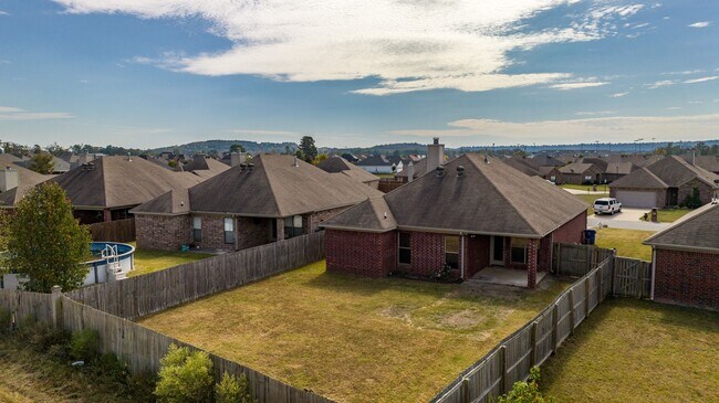 Building Photo - 110 Vienne Pl