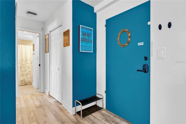 Building Photo - 3315 58th Ave S