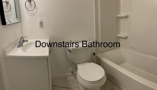 Building Photo - 43 W 1530 S