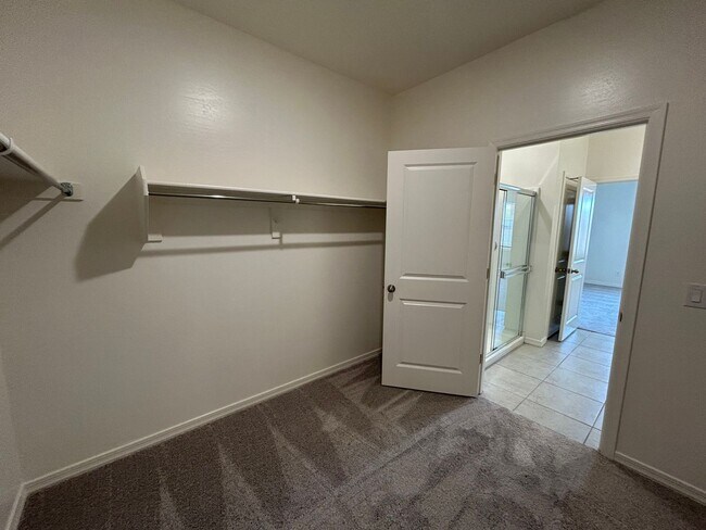 Building Photo - 4 BR, 3 bath, Beautiful Maricopa home in p...