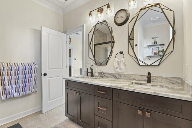 Building Photo - 782 Rutledge Ave