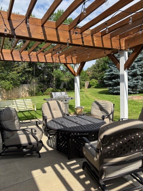 Building Photo - Spacious 6-Bed Oasis with Finished Basemen...