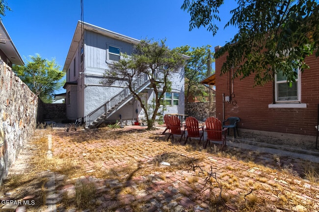 Building Photo - 1305 E Rio Grande Ave