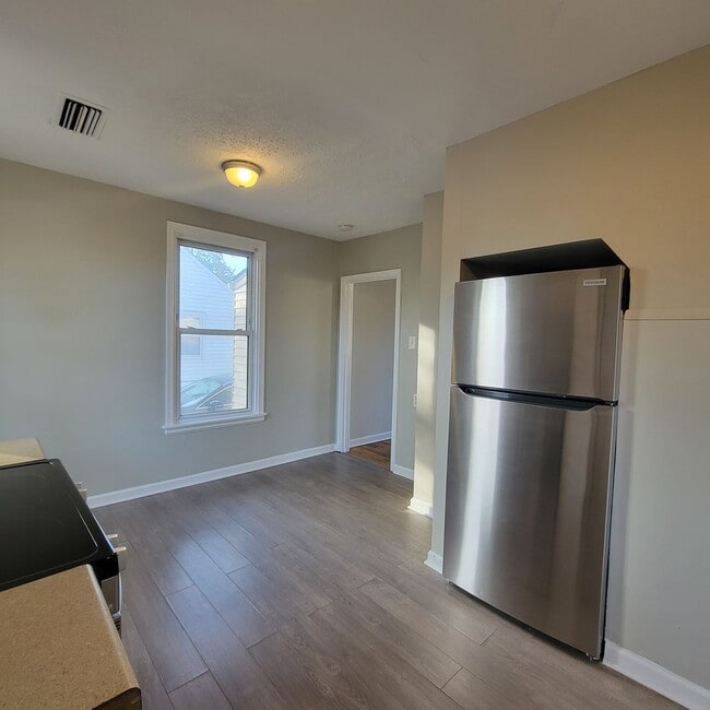 Building Photo - 1013 Garber St