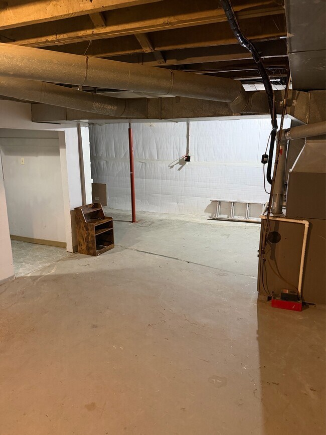 Building Photo - 1859 Goleta Ave